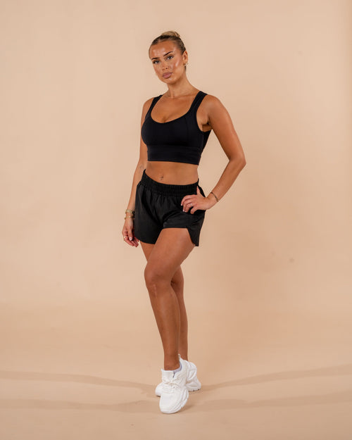 COURT CLUB SHORTS BLACK - VITCHI VILANI