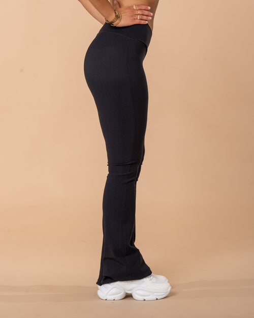 VITCHI V ICONIC BLACK FLARES - VITCHI VILANI