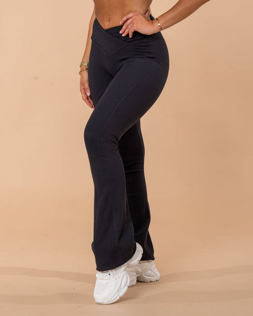 VITCHI V ICONIC BLACK FLARES - VITCHI VILANI