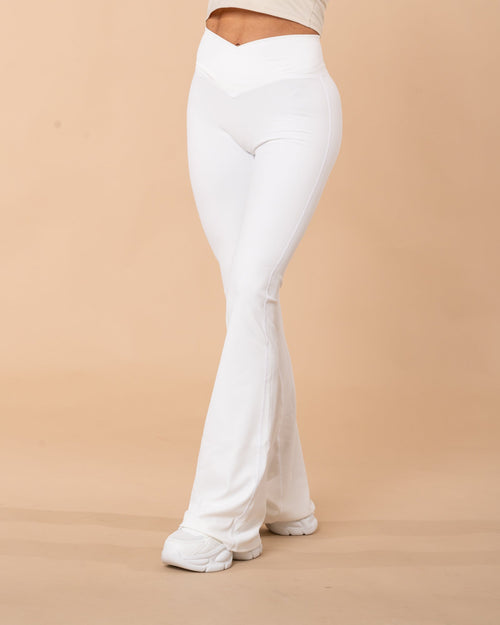 VITCHI V ICONIC WHITE FLARES - VITCHI VILANI